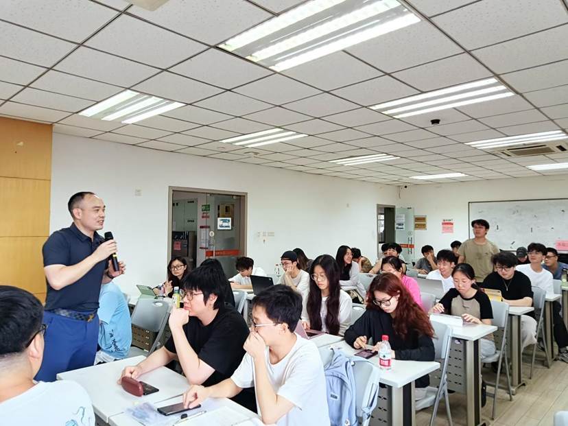 f95863408124f2697a6768fdeb1a145